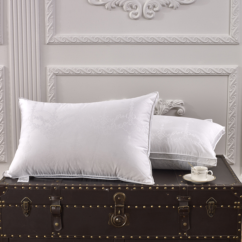 提花鵝絨枕芯